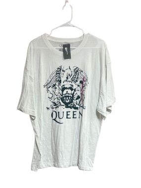 Queen Graphic Crewneck T-Shirt - White